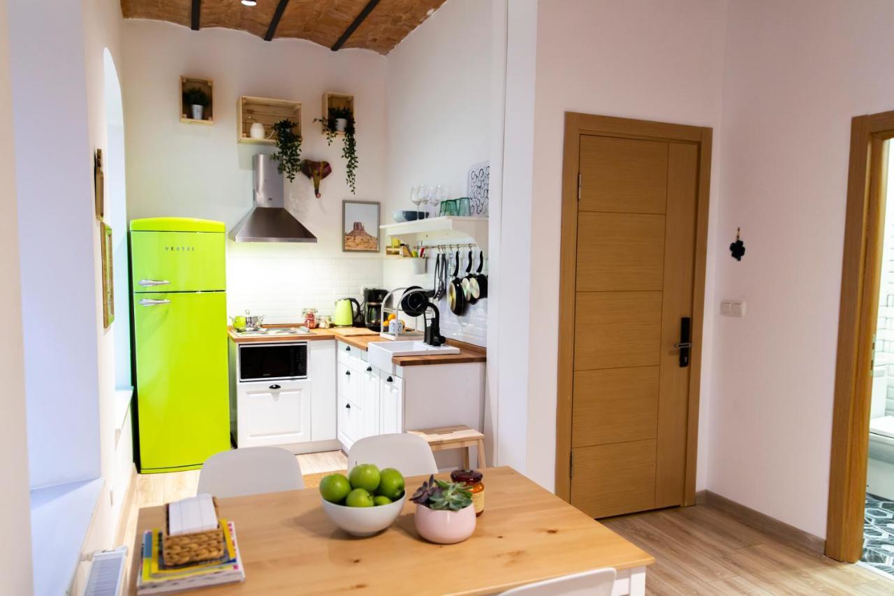 איסטמבול Flats Company Ajda Apartment מראה חיצוני תמונה